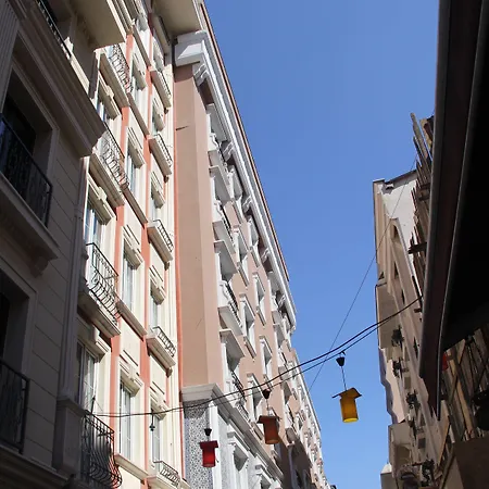 Konak Apart Hotel 아파트호텔