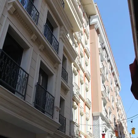 Ξενοδοχείο με διαμερίσματα Konak Apart Hotel